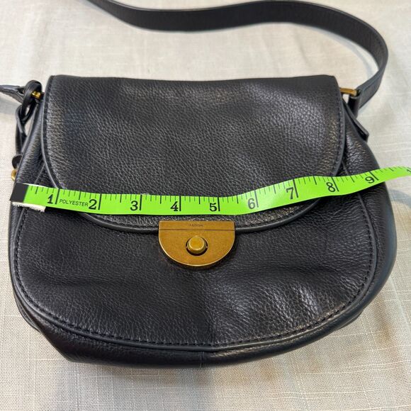 VTG Fossil Black Pebble Leather Crossbody Bag – Emi Saddle, Gold Key - Picture 4 of 13